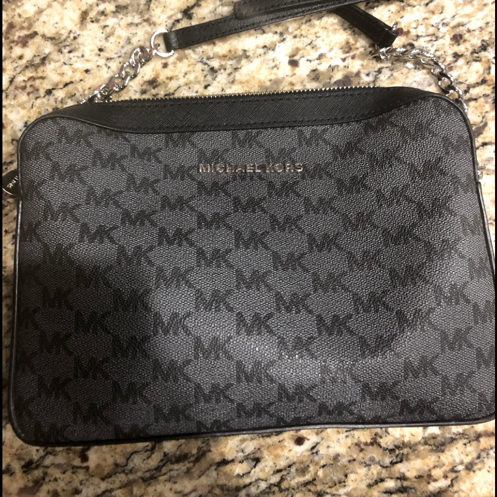 Michael Kors crossbody purse